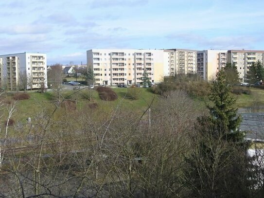 5-Raum-Wohnung mit Weitblick, 2 neue Bäder, Balkon, Bj. 1991, nutzbar auch als große 4-Raum- oder 3-Raum-Wohnung