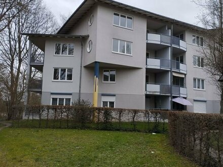 2 Zimmer-Wohnung mit Balkon direkt an der Fulda