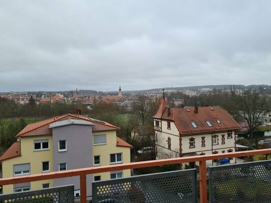 3-Zimmer Wohnung in sehr guter Lage mit Blick über NEA