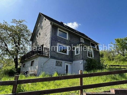 Doppelhaushälfte mit herrlichem Blick in ruhiger Lage von Bad Berleburg-Schwarzenau