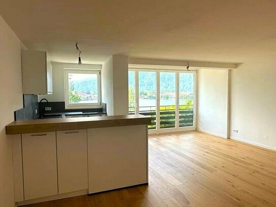 Aufwändig renoviertes 1-Zimmer-Apartment mit freiem Blick zum Tegernsee