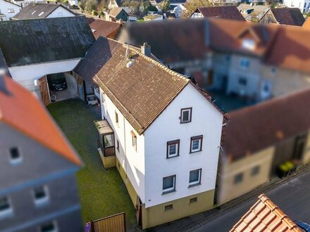 Viel Potential: Charmante Hofreite mit Scheune und schönem Garten