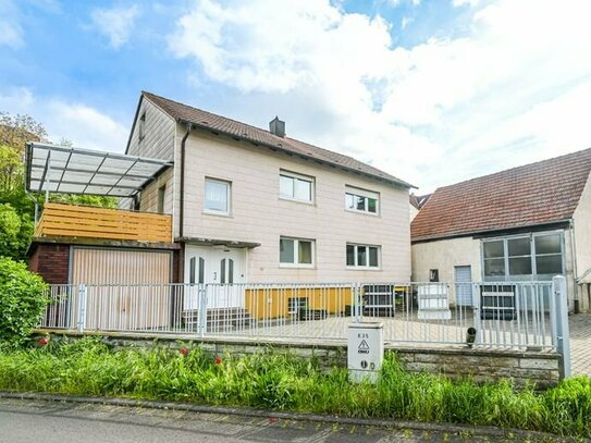 ++Zweifamilienhaus mit Nebengebäude in Leinach zvk., Bj 1962, 150m² Wfl.++