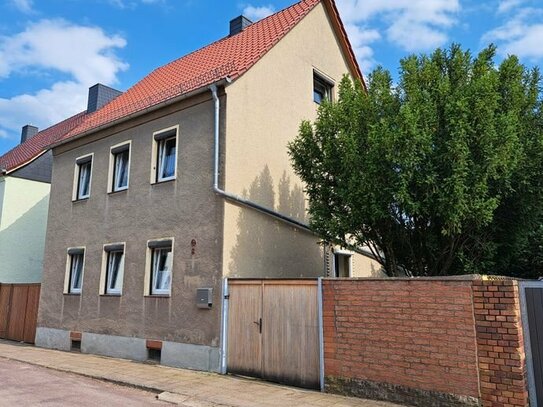Merseburg: Einfamilienhaus mit Garten in sehr ruhiger Wohnlage zu verkaufen