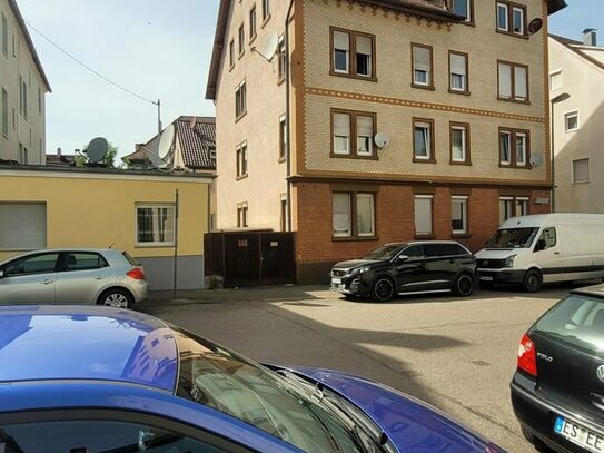 2 Zimmer Wohnung in guter Lage in Esslingen Plinsauvorstadt
