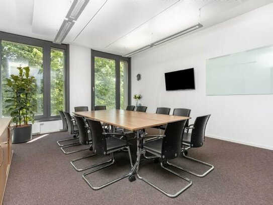 All-inclusive-Zugang zu professionellen Büroräumen für 4 Personen in Regus Theresienhoehe