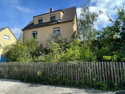 *** KFW-Förderung *** Sanierungsobjekt - 1-3 Familienhaus in Top Lage von Nürnberg Stein ***