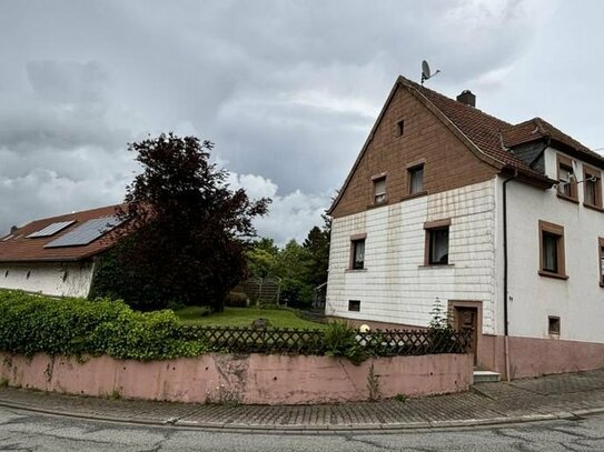 EFH in Breitenbach, 4 ZKB, freistehend, Garage