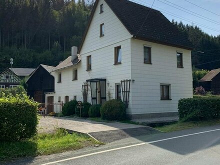 Einfamilienhaus mit Garten