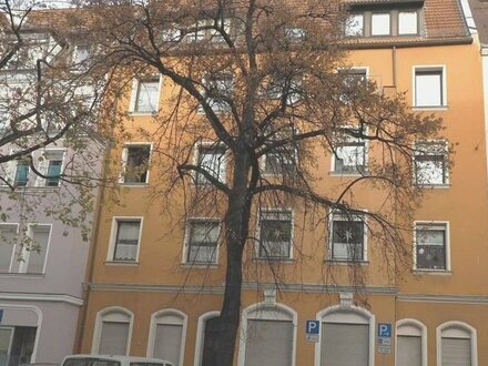Vermietete, gepflegte 3 Zimmer Wohnung mit Balkon in zentraler Südstadtlage, Nürnberg