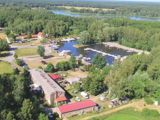 Provisionsfrei ... Große Immobilie mit Gasthaus in direkter Havelnähe …