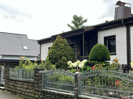 massiver Bungalow in begehrter Wohnlage