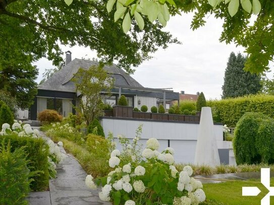 Einfamilienhaus mit Parkgrundstück - vielfältige Wohlfühloase mit Potenzial