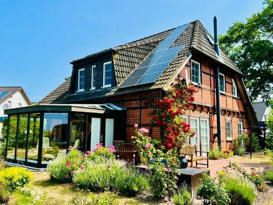 Einfamilienhaus mit PV-Anlage in Solkendorf bei Stralsund, Ostsee