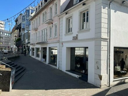 Wohnen im Herzen der Saarbrücker City - gemütliche 1 Zimmer Wohnung mit Einbauküche und Terrasse zu vermieten!