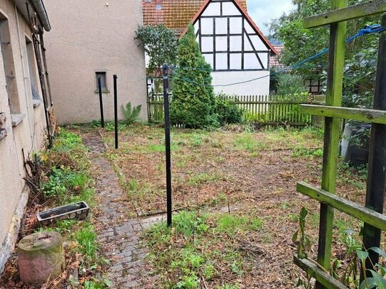 Große 3-Raum Wohnung mit Garten in Graitschen