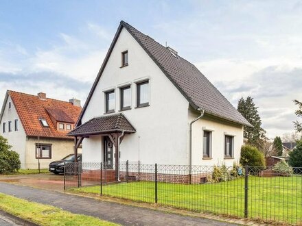 Freistehendes Einfamilienhaus mit großem Garten zu vermieten