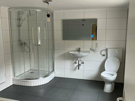 Haus mit 7 Zimmer und 2 Badezimmer zu Vermieten In Burladingen_Hausen