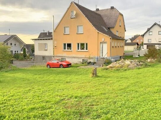 Hier wurde schon ganz viel vorbereitet! Mehrfamilienhaus mit 4 Wohneinheiten (davon eine bereits komplett fertiggeste...