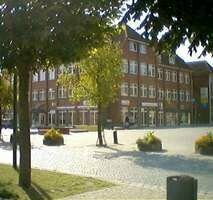 LÜBZ - MODERNES BÜROHAUS MIT WEITBLICK ÜBER DAS ZENTRUM VON LÜBZ