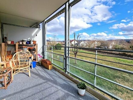 Gepflegte Seniorenwohnung mit Balkon und TG zentral in Weil am Rhein