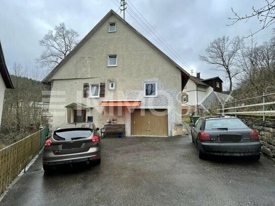 Renovierungsbedürftiges Haus mit Potenzial in ruhiger Calw-Lage.