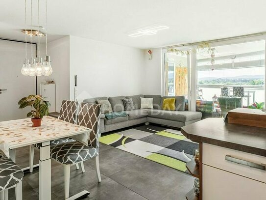 Exklusive Penthouse-Wohnung mit Dachterrasse, EBK und TG-Stellplatz in Frankfurt am Main