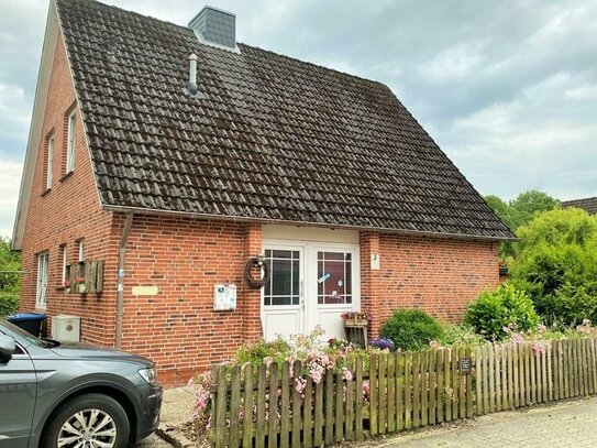 Schönes Haus im Zentrum von Oberndorf mit 746 m² Garten und Garage