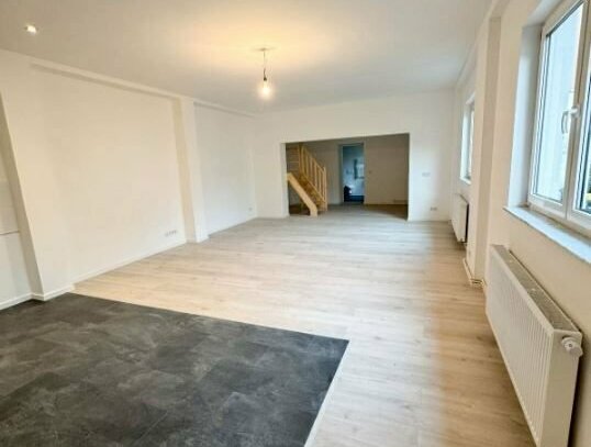 Exklusive 3-Raum-Maisonette-Wohnung mit Terrasse und Garten in Rathenow - Sofort bezugsfertig!