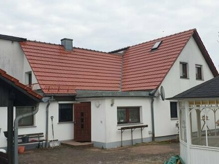 Doppelhaushälfte Homeoffice geeignet mit Pool und Gästehaus