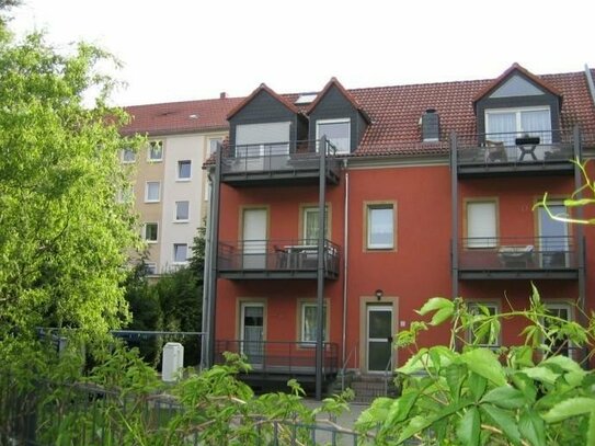 Kleine Dachgeschoßwohnung in ruhiger Lage zu vermieten