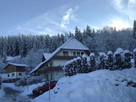 * Verkauft * Hinterzarten, möblierte Terrassen- Gartenwohnung , z.B. Ferien/ Zweitwohnung, ruhig und naturnahe, (Nähe A…