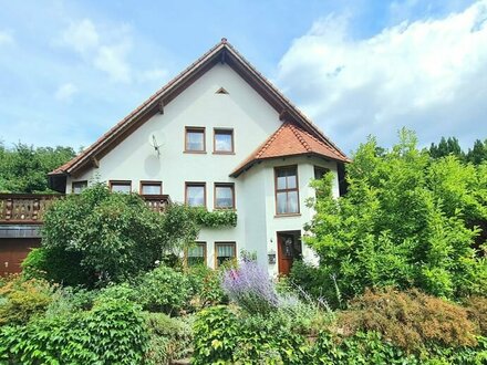 Traumhaus mit 3 Wohneinheiten - Doppelgarage - Wald und Weinbergen!