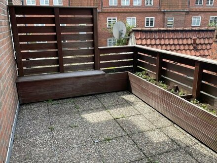 Helle 2-Zimmer Wohnung mit Dachterrasse