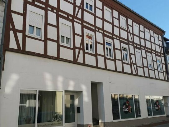 Mehrfamilienhaus in Innenstadtlage von Schöningen mit Ausbaureserve und guten Mieteinnahmen