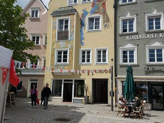 Stadtwohnung 5,5 Zimmern und Dachterrasse am Marienplatz von Weilheim!