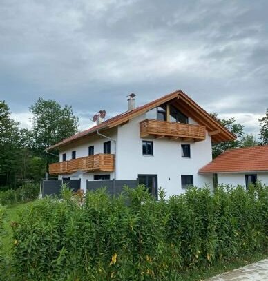 Moderne Doppelhaushälfte mit Bergblick bei Bad Tölz