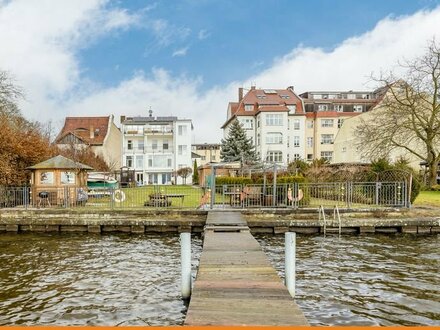 Einzigartige Altbauvilla am Wasser mit spektakulärem Weitblick