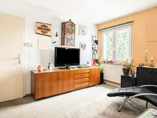 Helle Hochparterre Wohnung mit Süd-Balkon und Garage