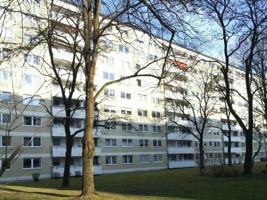 Mit Südbalkon Nähe U3 Forstenrieder Allee