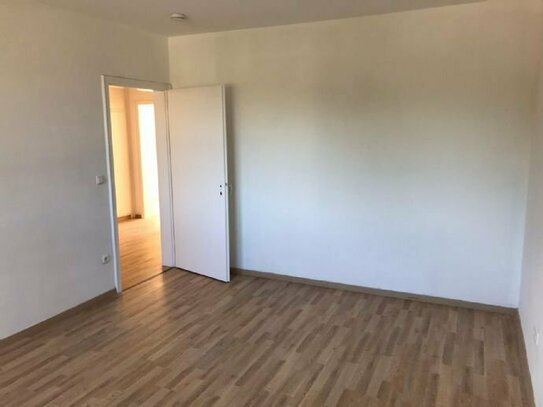 Moderne 2,5-Zimmer-Wohnung mit Südbalkon in Gelsenkirchen Altstadt