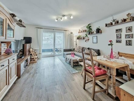 Gemütliche 3 - Zimmer Wohnung mit Terrasse und kleinem Garten in gepflegter Wohnanlage