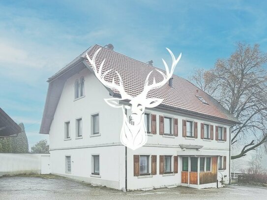 Wohn- und Geschäftshaus mit ausgezeichneten Baulandreserven in Willaringen-Rickenbach zu verkaufen