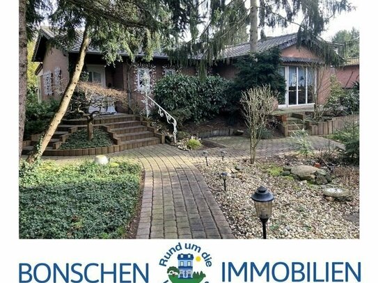 Freistehender, teilrenovierter Bungalow mit Wintergarten, Garage und Stellplatz in Niederkrüchten am Venekotensee