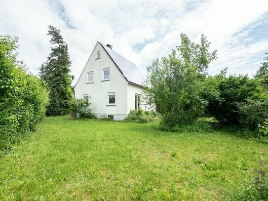 *Wohlfühlzuhause! Sanierungsbedürftiges Einfamilienhaus mit großem Garten im schönen Vöhringen!*