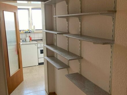 Die toll, funktionierende, die klasse 2,5 Zimmer-Wohnung -- kommen Sie, lassen Sie uns gemeinsam Besichtigen ..!