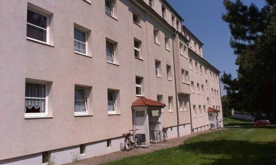 1-Raum Erker-Wohnung, Erdgeschoß mit sep.Küche+Bad m.Fenster u.Dusche