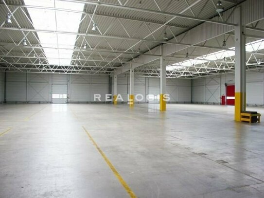 ca. 5.270 m² Lager & Produktionsfläche mit ebenerdigen Toren
