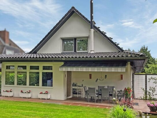 Sehr gepflegtes Einfamilienhaus mit Garten-Pool in familienfreundlicher Lage von Ahrensburg/Hagen
