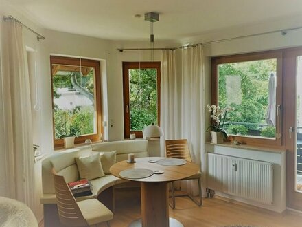 Sehr schöne zwei Zimmer Wohnung in begehrter Lage Kassels "Am Brasselsberg"